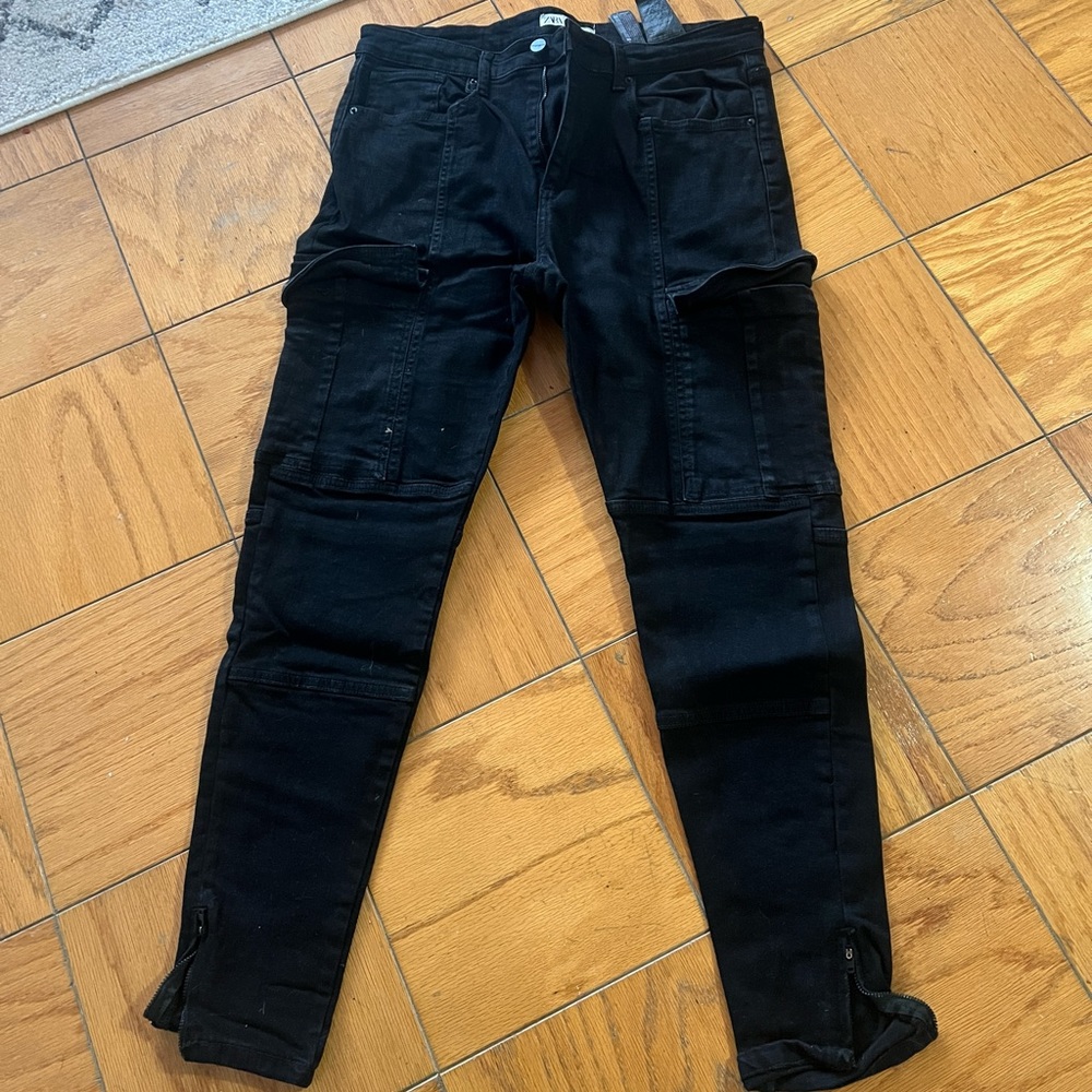 Zara Denim Jeans with Zipper Ankles